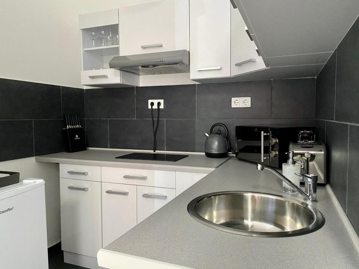 Gelsendesign - Gemuetliches Studio-Apartment Gelsenkirchen Ngoại thất bức ảnh